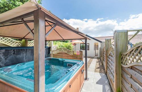Ulrome House | Willow Cottage