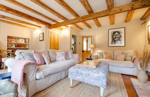 Wighton House | Willow Cottage