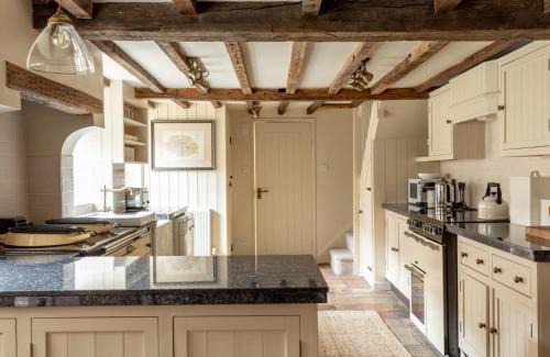 Wighton House | Willow Cottage