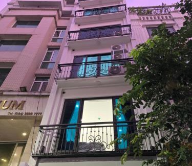 Old Quarter Apartment | Willow Trackside Apartment