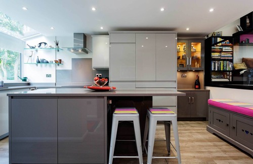 West Hill House | Wimbledon Terrace House, by Veeve