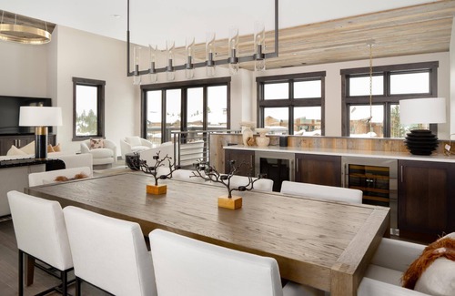 Spanish Peaks House | Winter Stays! Luxury, Ski-In Ski-Out Mountain Cabin! Game Room! Hot Tub!