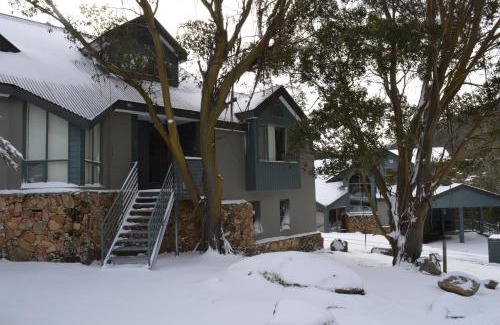 Thredbo Apartment | Wintergreen 10