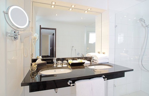 Ihringen Hotel | Winzerstube Ihringen