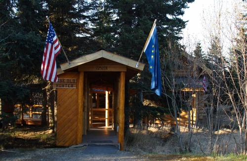 Anchor Point Cabin | Wise Old Hunter Lodge