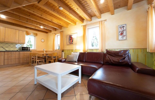 Niederberndorf House | Witch's house with 2 bedrooms