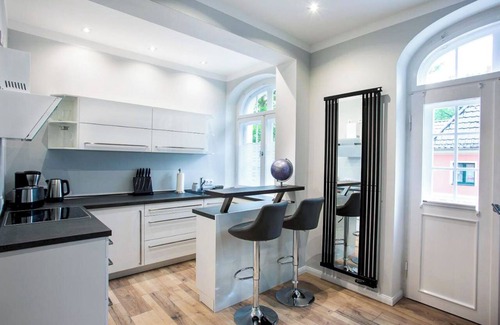 Radeberger Vorstadt Apartment | Wohnperle Estelle *electric fireplace*balcony*villa*