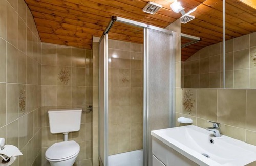 Agsdorf Apartment | Wohnung Nr. 3 oder 4 by Interhome