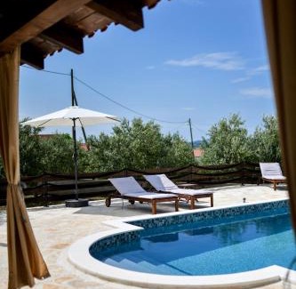 Tinj Villa | Wonderful Holiday House Bruno with outdoor pool
