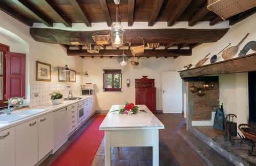 Vicchio Villa | Wonderful private villa with private pool, WIFI, TV, patio, pets allowed and panoramic view