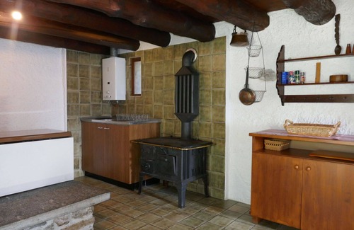 Acquarossa House | Wonderful private villa for 4 people with WIFI, TV, terrace and pets allowed