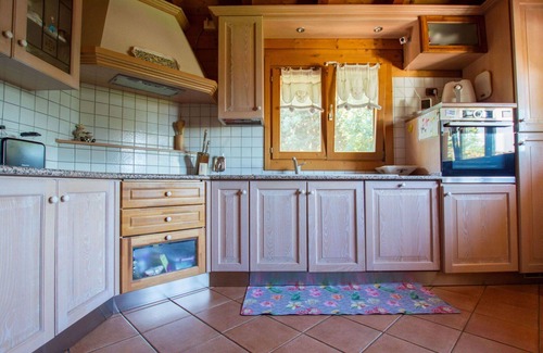 Badiola House | Wonderful private villa with private pool, WIFI, hot tub, A/C, TV, terrace, pets allowed and par.