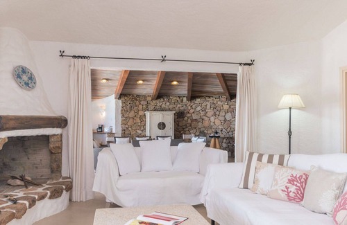Porto Cervo Villa | Wonderful private villa for 9 guests with A/C, WIFI, private pool, TV, patio and parking