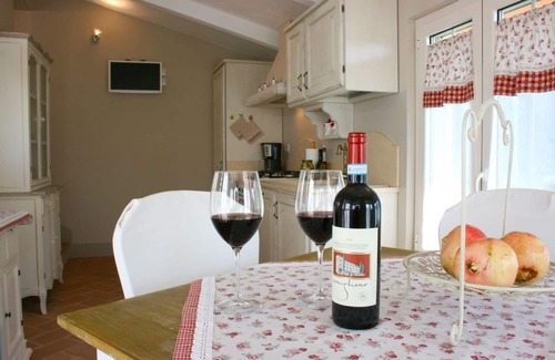 Il Borgo Villa | Wonderful private villa for 3 guests with pool, A/C, WIFI, TV and terrace