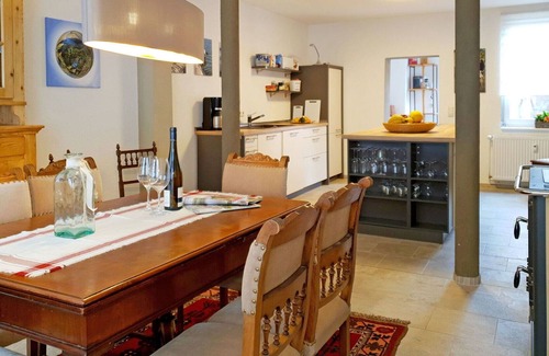 Loitz House | Wonderful villa for 4 people with WIFI, TV and terrace