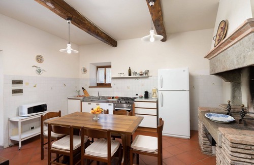 Subbiano Villa | Wonderful villa with hot tub, private pool, A/C, WIFI, TV, patio, panoramic view, close to Arezzo