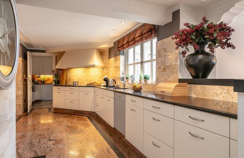 Moergestel Villa | Wonderful villa with pool and whirlpool