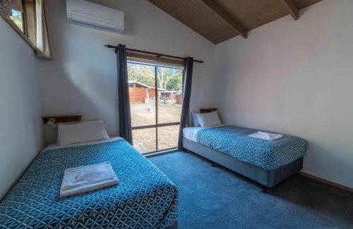 Halls Gap House | Wonderland Cottages