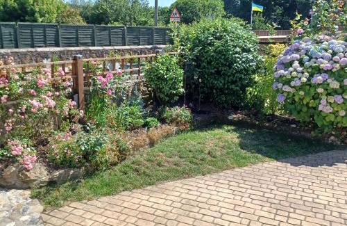 Mylor Bridge House | Woodbine Cottage