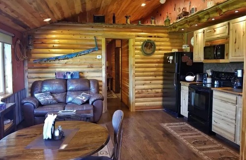 Kalispell House | Woodcrafters Cabin on 2.5 acres