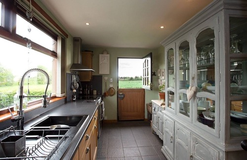 Dumfries Cottage | Woodend cottage. Stylish idyllic getaway.
