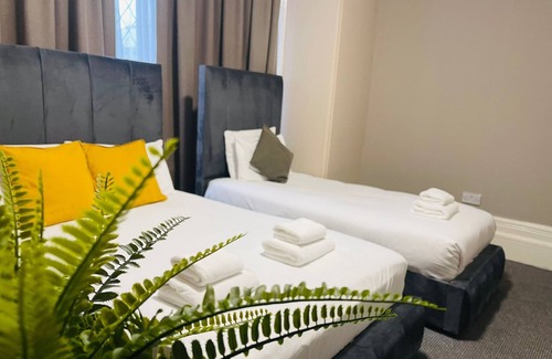 South Woodford Hotel | Woodford Hotel