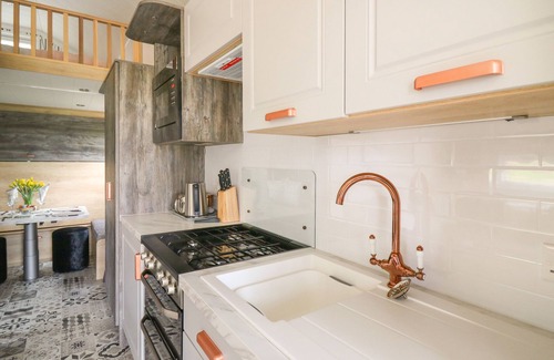 Llandrindod Wells Cottage | Woodland Escape