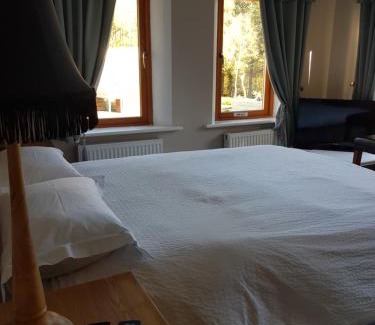 Derrybawn House | Woodlands