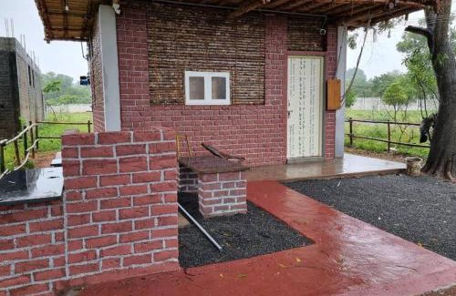 Bommayapalayam House | Woodside Haven