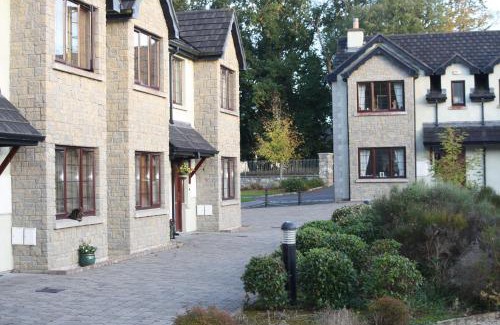 Mohill House | Woodside Self Catering Lough Rynn