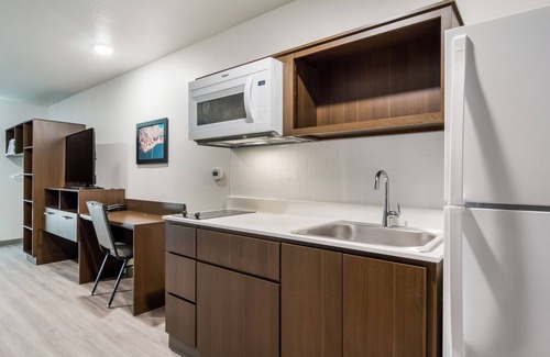 East Lansing Hotel | Woodspring Suites East Lansing - University Area