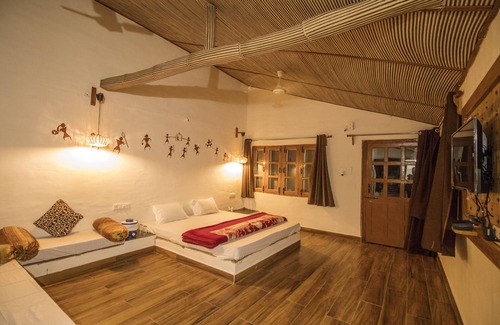 Piparia Hotel | WOW STAYZ2 Pachmarhi Foothill Cottages