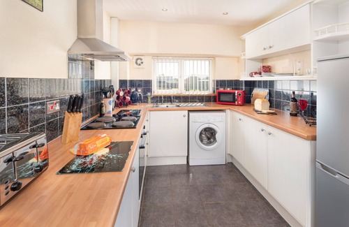 Kidwelly Apartment | Wrth Y Nant (sleeps 4)