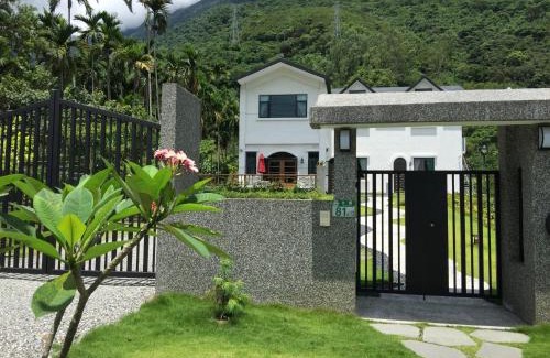 Hualien House | Wuju Wusu B&B