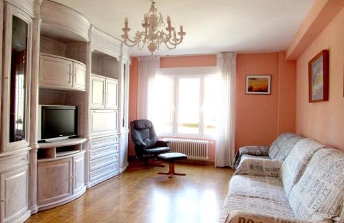 Leon Apartment | www Parques de la Catedral travel com Parking privado Gratis