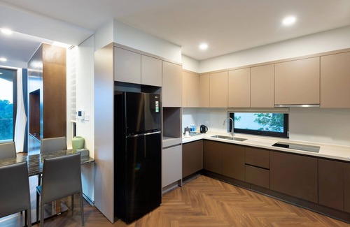 Chuong My Hotel | Wyndham Sky Lake Resort and Villas