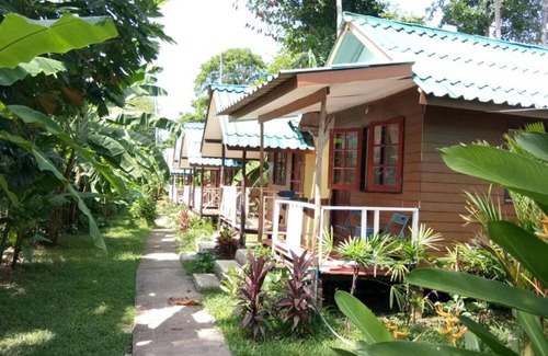 Bai Lan House | X-BAR and Bungalow