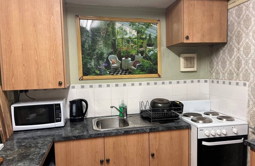 Caloundra House | XYL guests house
