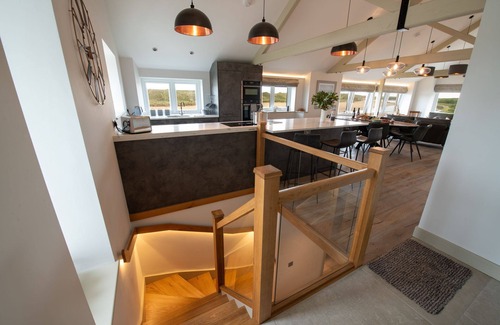 Malltraeth House | Y Cei: 4‑Bed Beach House Sleeping 8 in Aberffraw | Managed by Anglesey Holiday Lettings