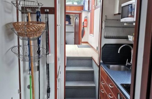 Hohenlychen Boat Rental | Yacht charter in Mecklenburg Lake District. Cormorant 1260 (1998)