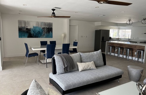 Yacht Club House | Yacht Club Gem – Restored Pool Home with Direct Gulf Access