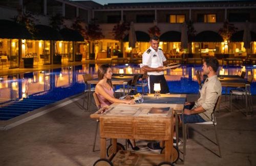 Camlık Mahallesi Hotel | Yacht Club