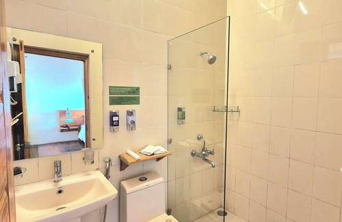 Turkaura Hotel | Yak and Yeti Inn