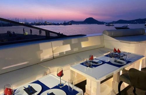 Yalikavak Boat Rental | Yalikavak Matilda Mega Yacth Hotel