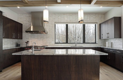 Steamboat Springs House | Yampa River House LUX 6-Bedroom w/1600+ Sqft Decks, Mtn View Hot Tub, Dwntwn