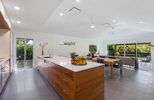 Flametree Villa | Yangaro