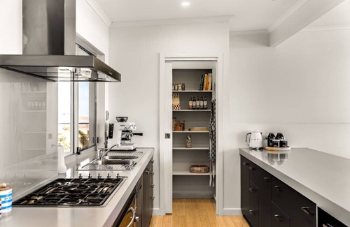 Myponga Beach House | Yaringa ~ Ocean views. Sleeps 12. Sauna. Firepit