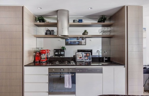 Abbotsford Apartment | Yarra Mirage Urban Chic meets Cosy Retreat