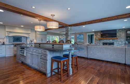 South Haven House | Year-Round Pool, Hot Tub, Fire Pit & Game Room North Shore Drive!