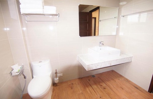 Guiren District House | Yellow Bell